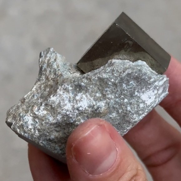 Pyrite - Picture 4 of 8